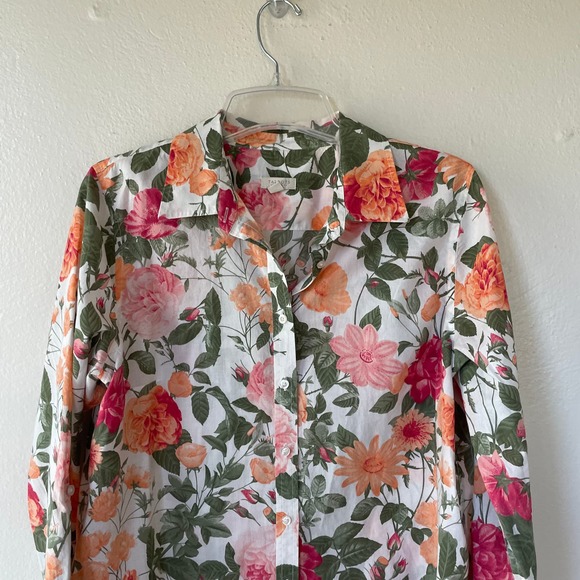 Talbots L/P  Floral Buttondown top - Picture 3 of 8
